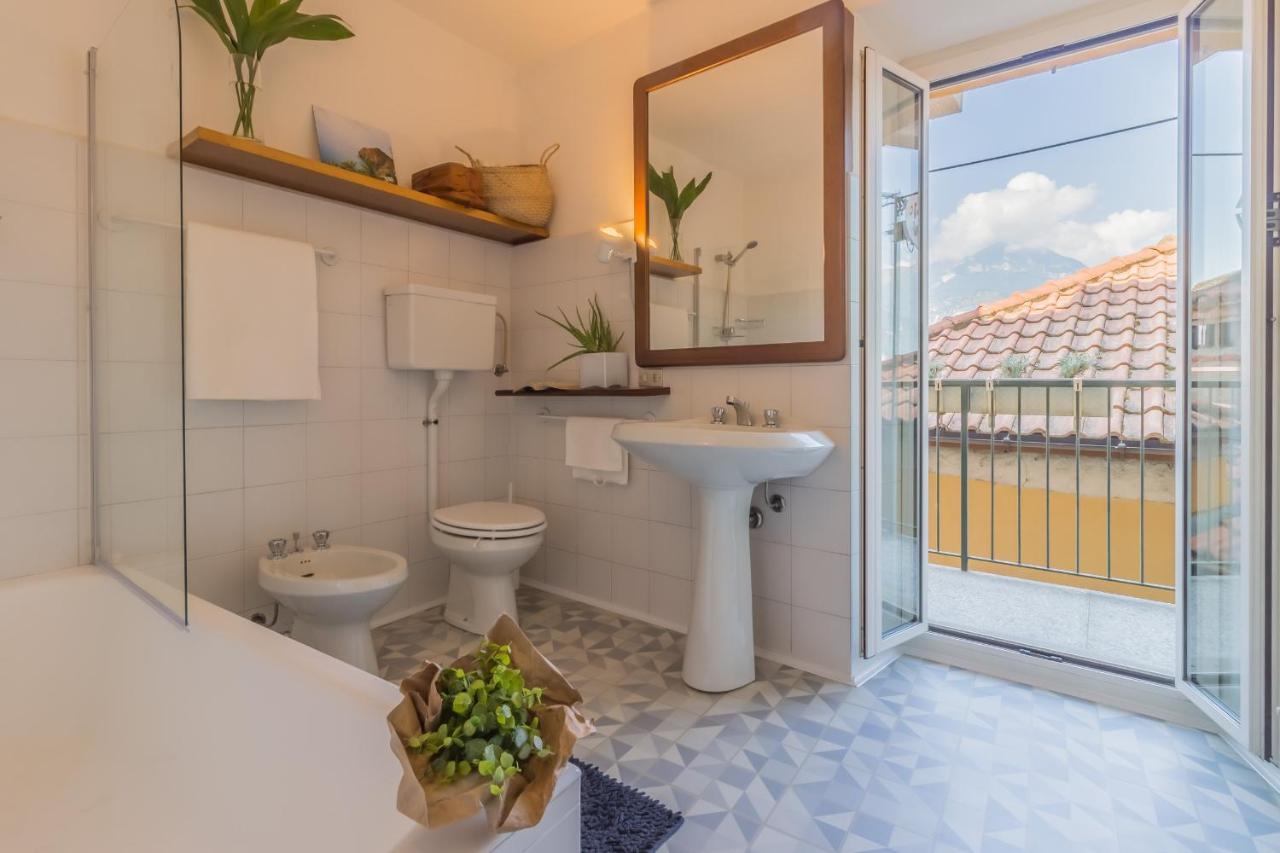 Casa La Nuvola Варенна Экстерьер фото